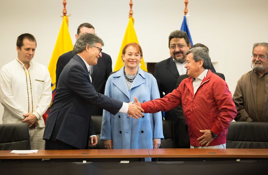Será México nueva sede de diálogos del ELN y Colombia