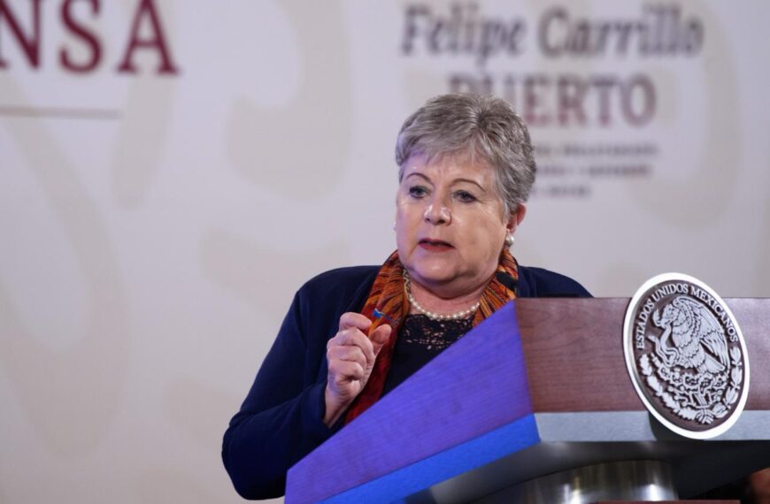 México pide a EE.UU. reconocer aporte de migrantes a su economía