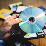 Adiós al CD, DVD y Blu-Ray; avance de plataformas digitales los sacan del mercado