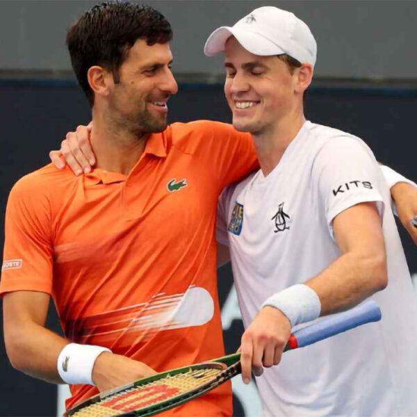 Jugadores profesionales de tenis demandan a organismos rectores de este deporte