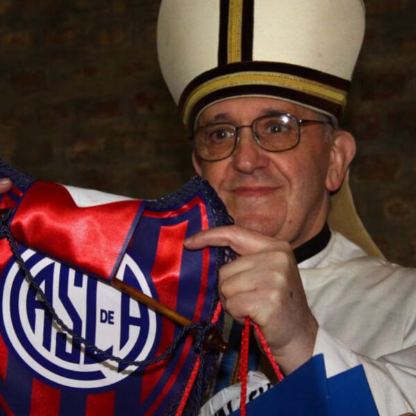 Jorge Bergoglio, amante del fútbol, la literatura, el tango y la cocina