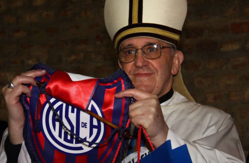 Jorge Bergoglio, amante del fútbol, la literatura, el tango y la cocina