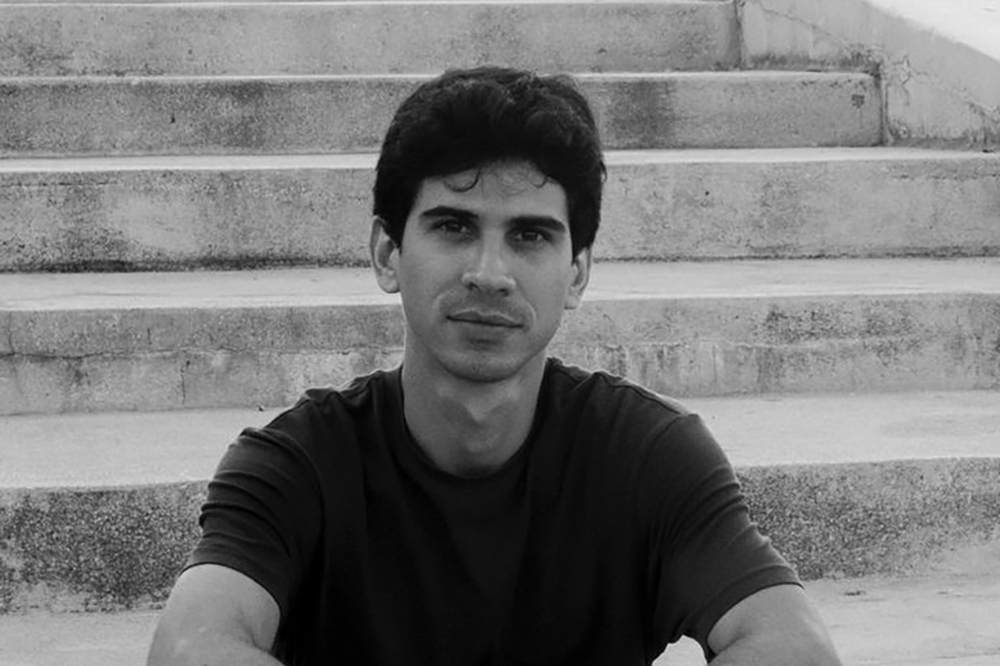 “Moverse en una ciudad también incita a la aparición de recuerdos”: Alejandro Andonie