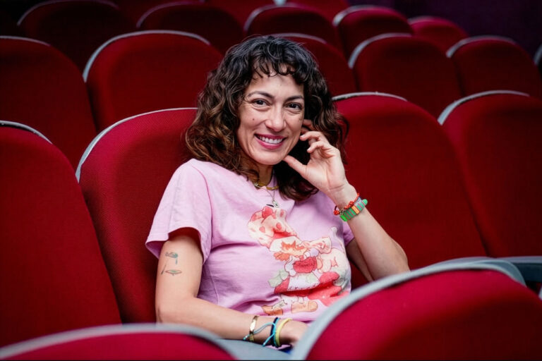Mayra Hermosillo, cineasta, invita a no repetirse y a transformarse con cada proceso creativo