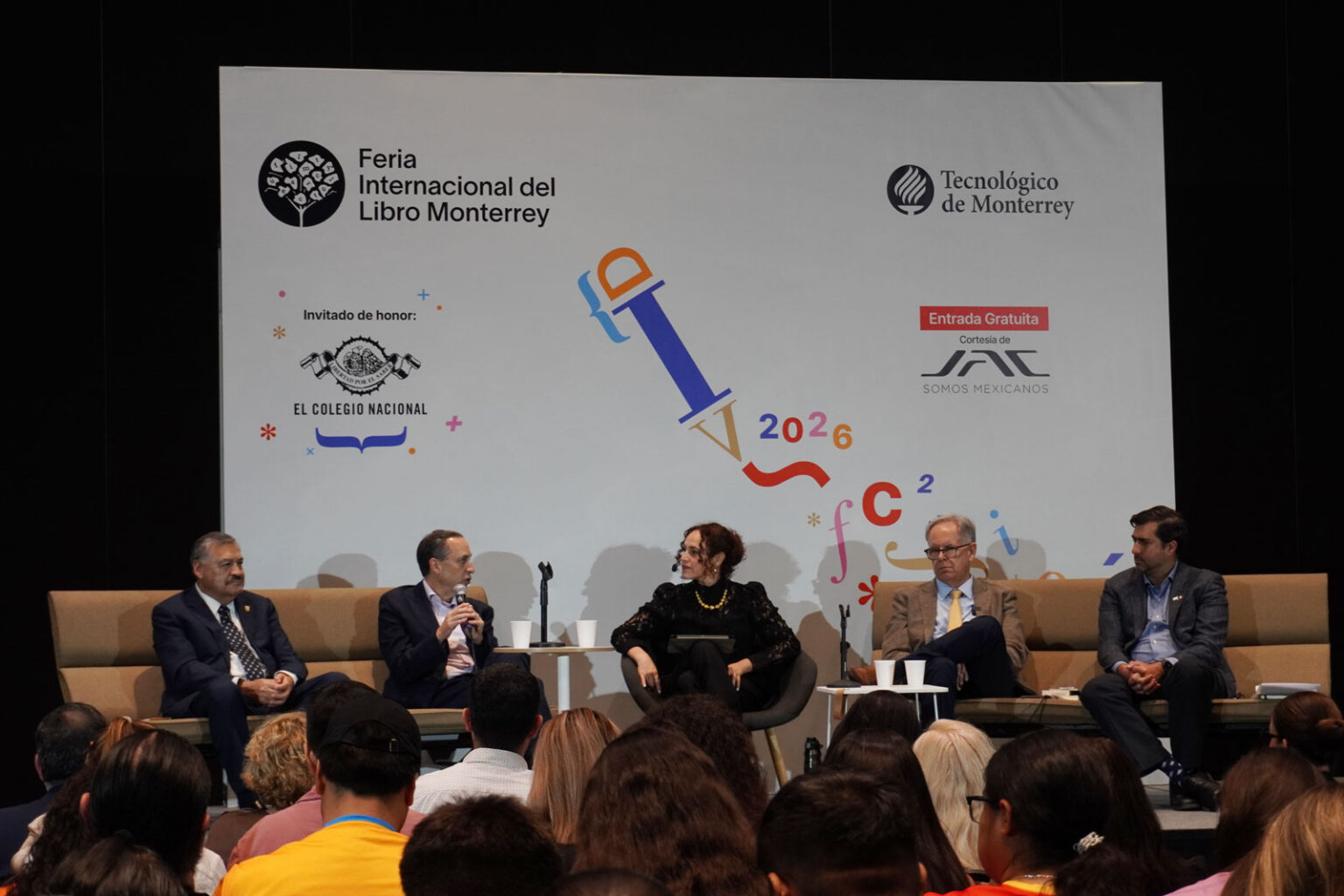 Rectores apuestan por preservar la atención de los jóvenes en un contexto cada vez más digital